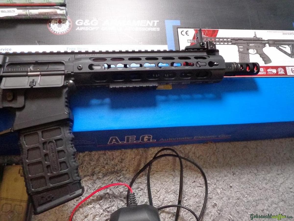 GC16 E.T.U. Wart Hog 9 Inch — Bild 3