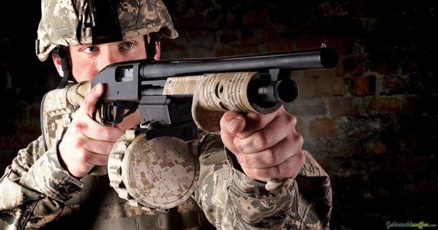 AT Venom Kit für Mossberg 590 18" Lauf, MultiCam mit 10-Schuss Trommelmagazin und Schaft