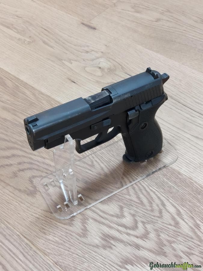 SIG-Sauer P225 9x19mm Parabellum/Luger/NATO