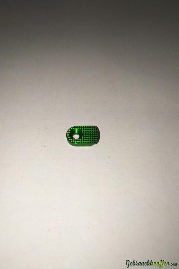 CZ TS 2, CZ Shadow 2 Magazinauslöseknopf grün