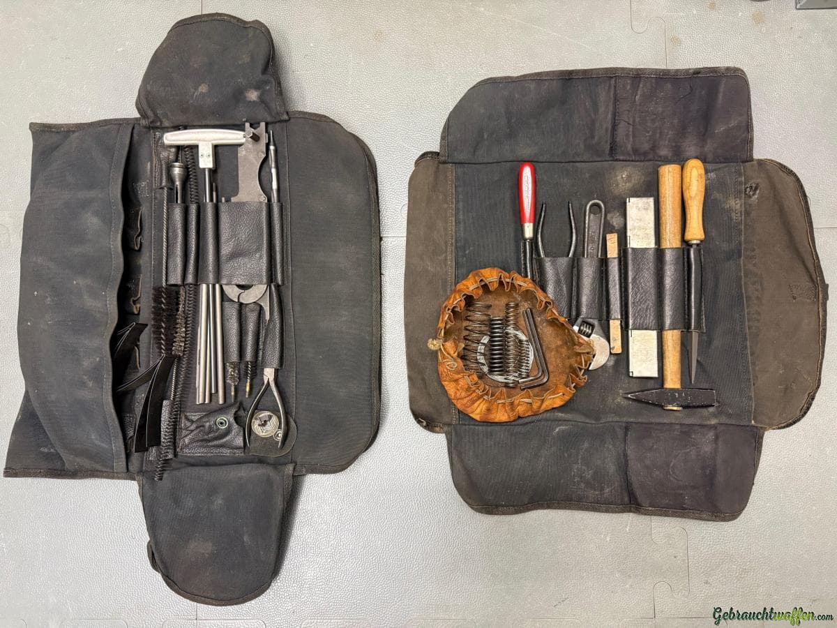 9 cm PAK 57 Werkzeug- / Ersatzteiltaschen — Bild 4