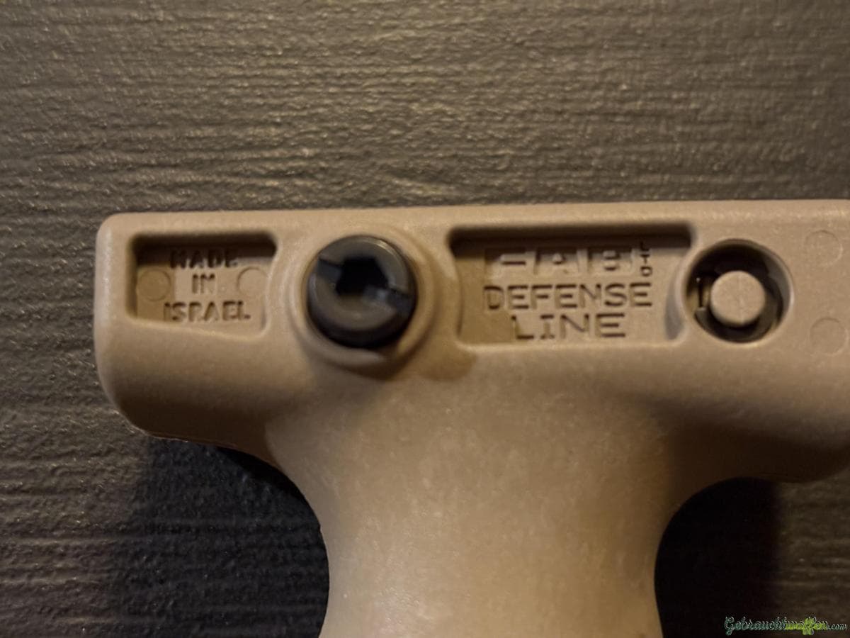 FAB DEFENSE vertical grip — Bild 2