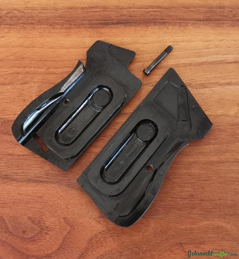 Neuwertige Original - Griffschalen SIG 210 — Bild 4