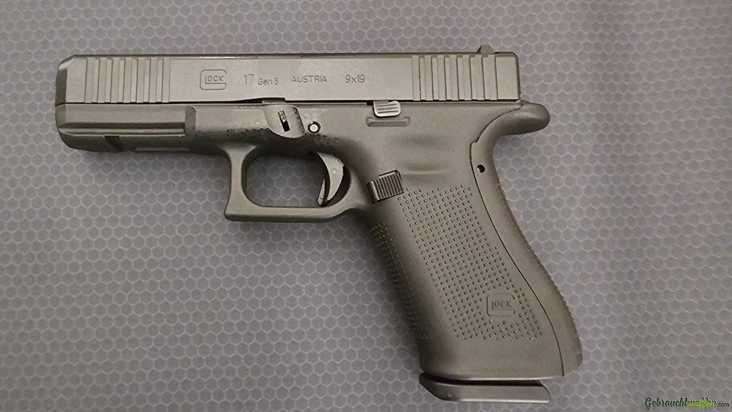 Glock 17 Gen 5 9x19mm Parabellum/Luger/NATO — Bild 2