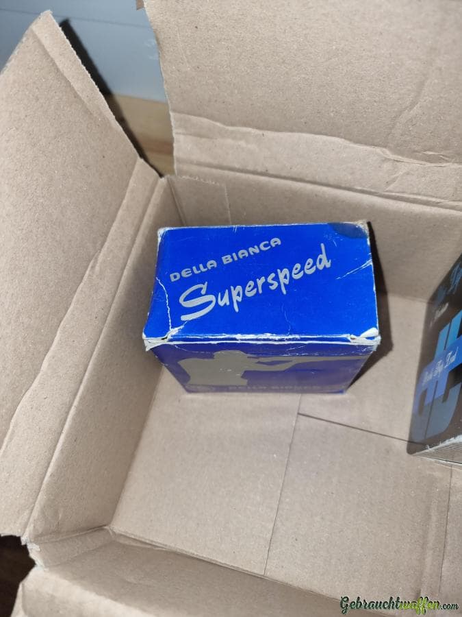 Div Munition laut Fotos — Bild 5