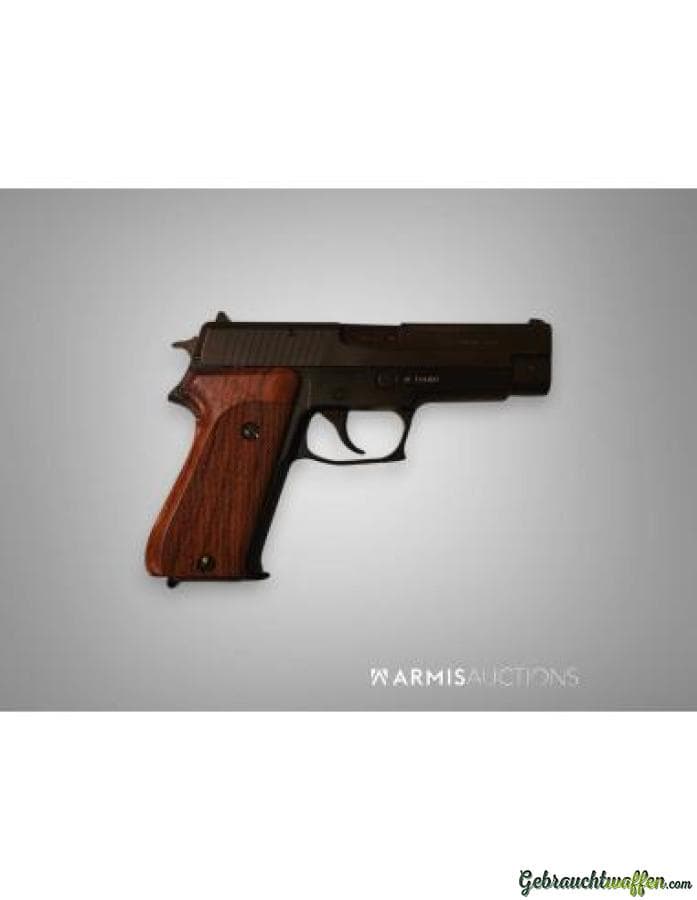 SIG-Sauer P220 9x19mm Parabellum/Luger/NATO