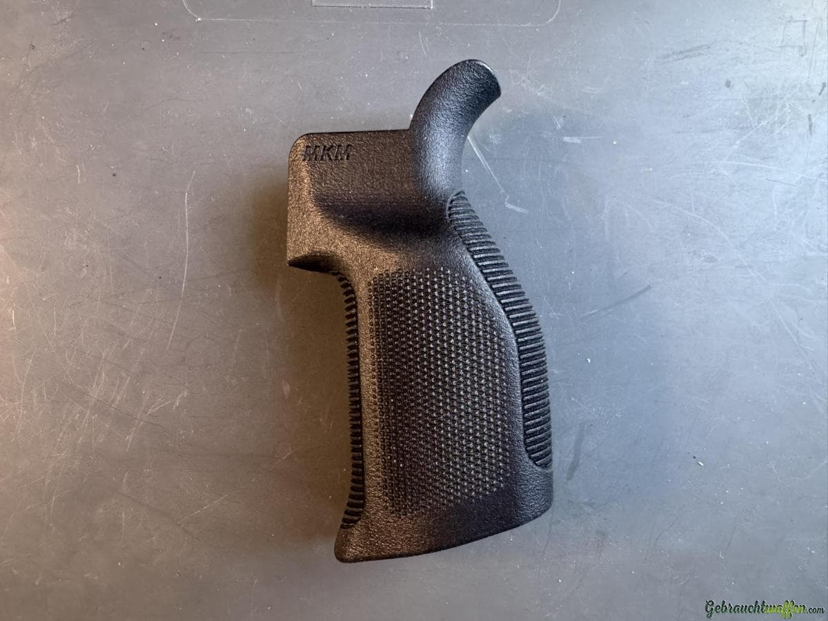 Driven Arms Co / MKM Beavertail Vertical Crossover Grip (VCG-L) AR-15