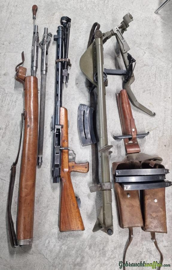 Komplettes Maschinengewehr FM-25 cal. GP11 — Bild 2