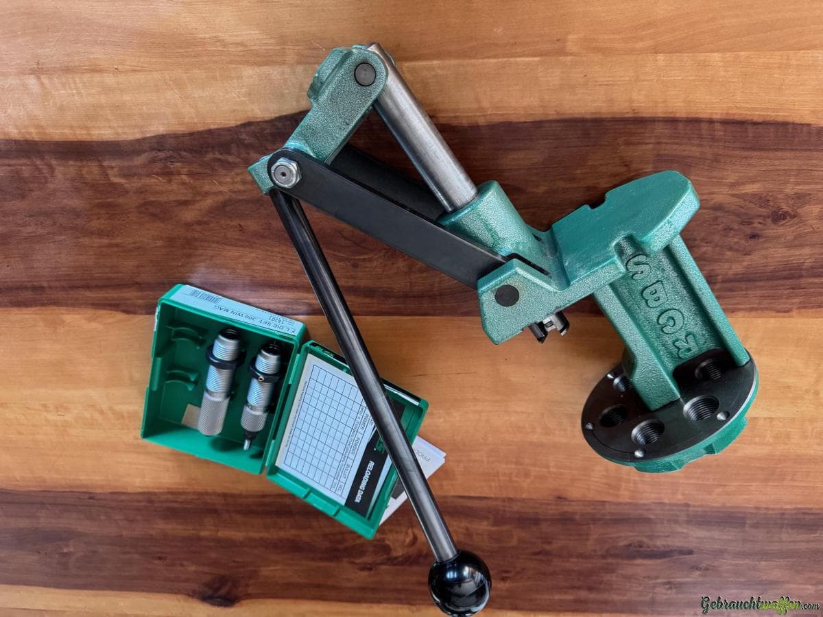 280328 RCBS LADEPRESSE INIL. MATRITZENSATZ .300 WIN MAG ALLES MUSS RAUSS — Bild 3