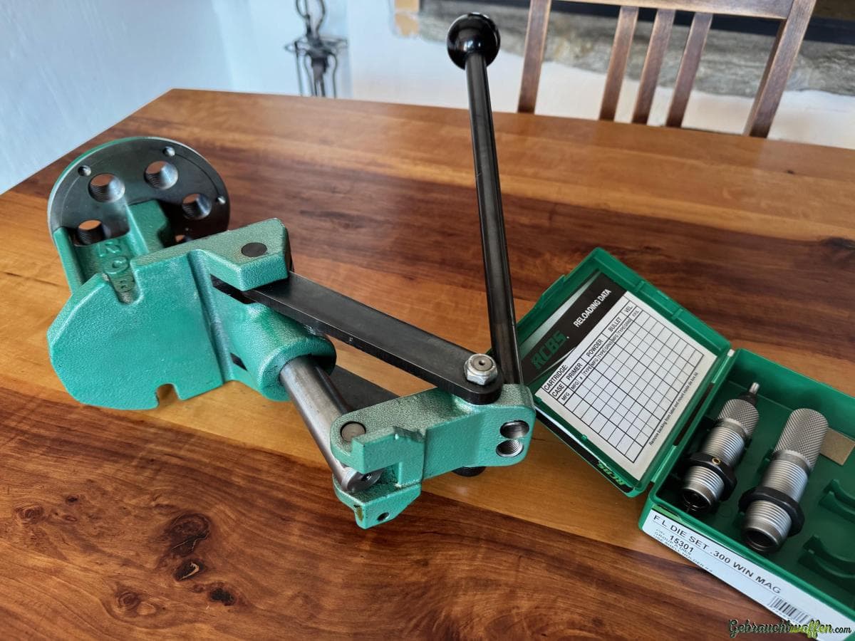 280328 RCBS LADEPRESSE INIL. MATRITZENSATZ .300 WIN MAG ALLES MUSS RAUSS — Bild 5