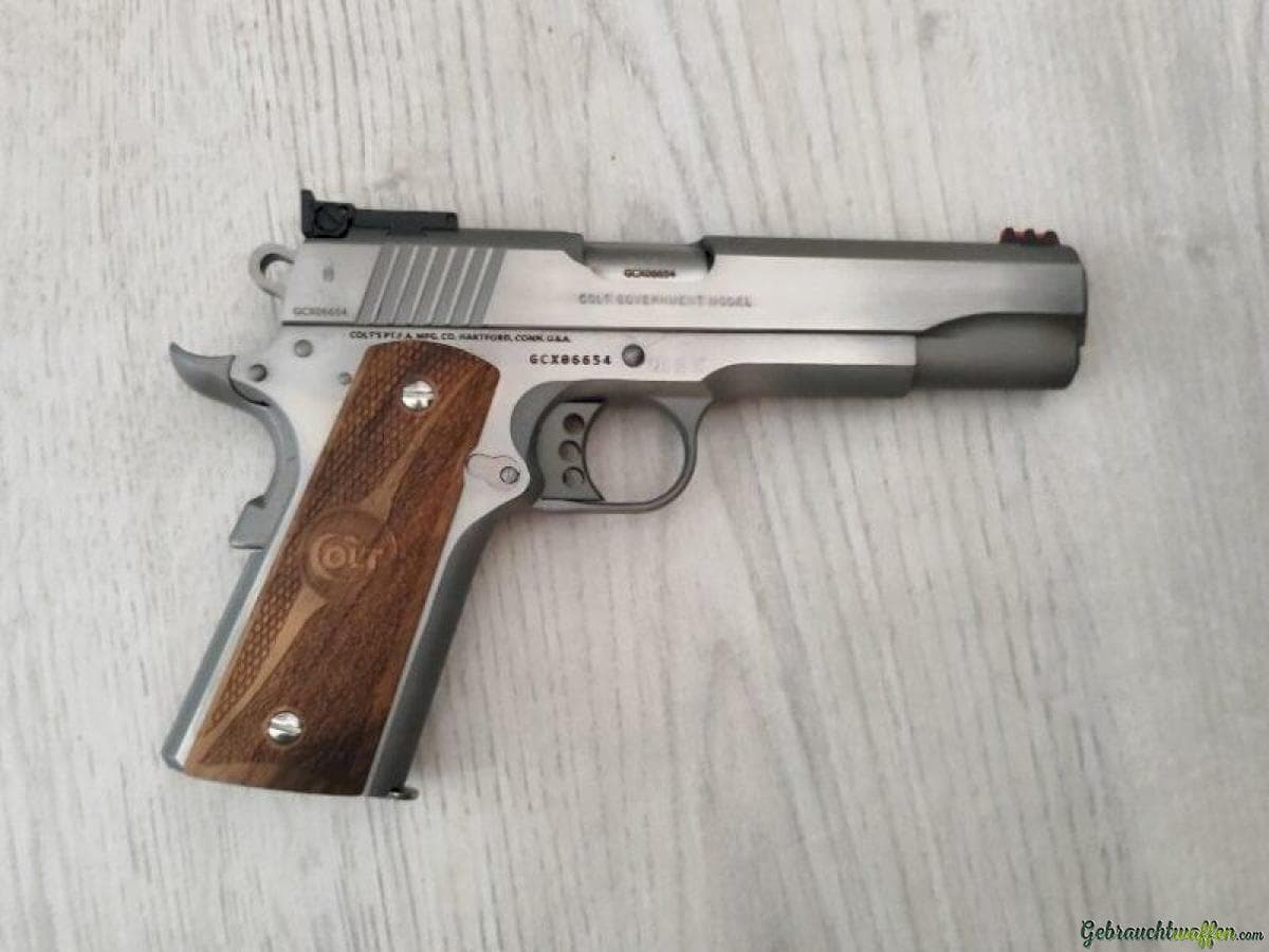 Colt 1911 Trophy gold Cup .45 ACP