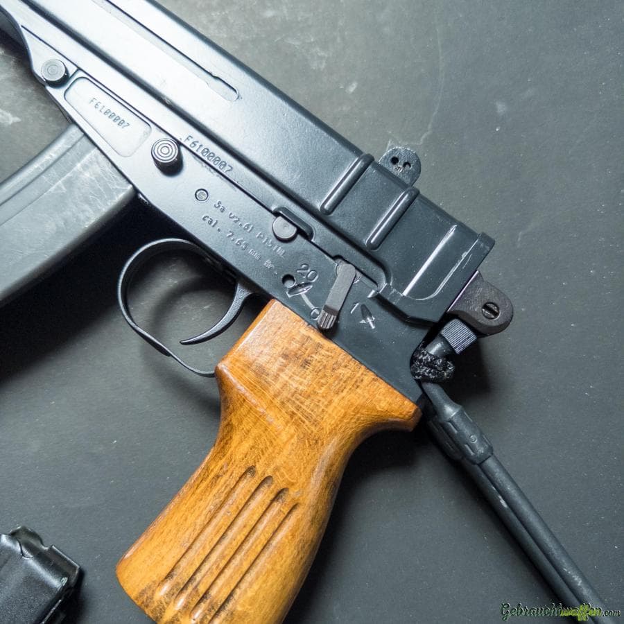 CSA Vz. 61 Scorpion vollautomat .32 ACP / 7.65x17mm Browning SR — Bild 5