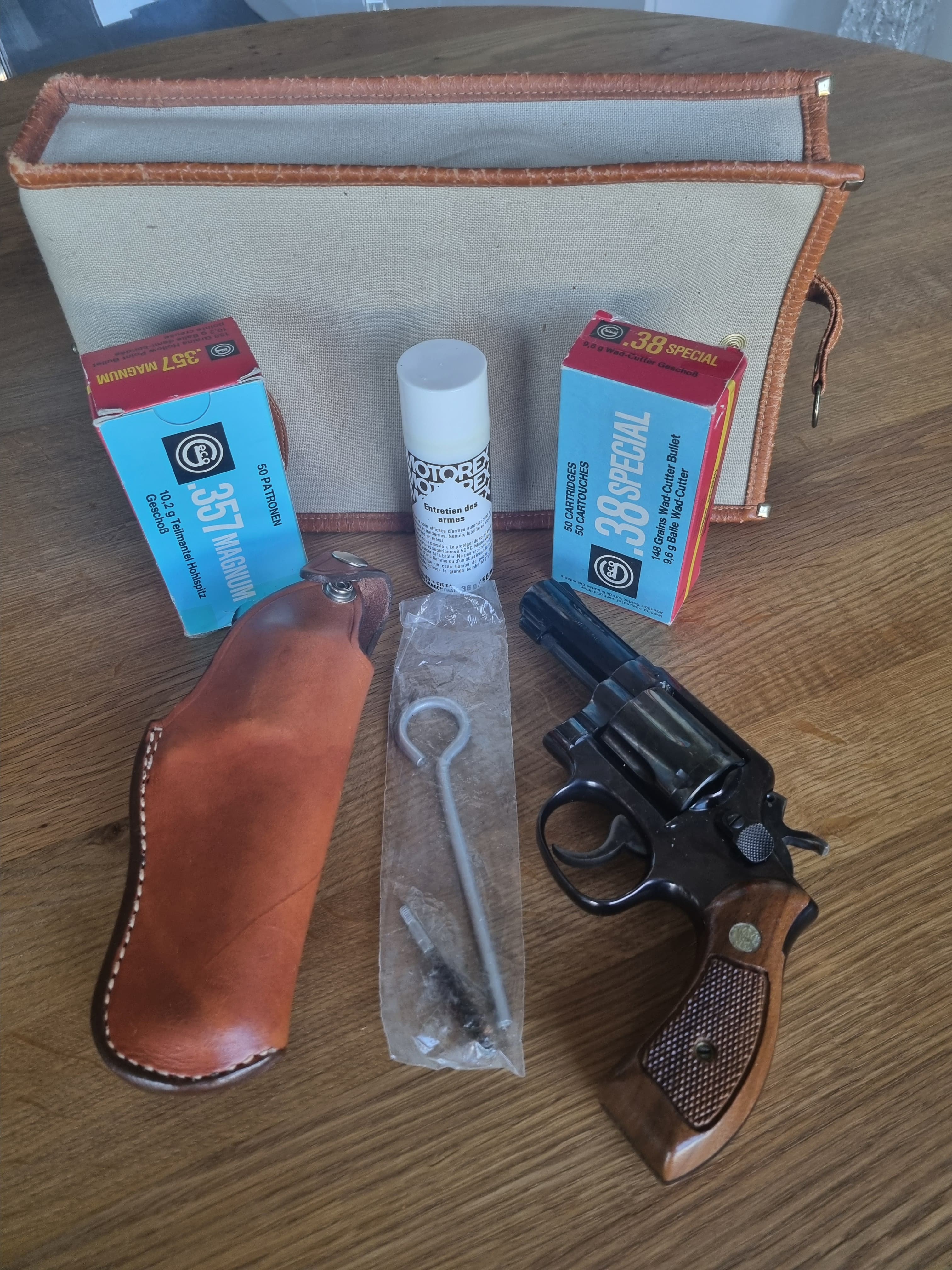 Smith and Wesson 357 magnum modèle 13