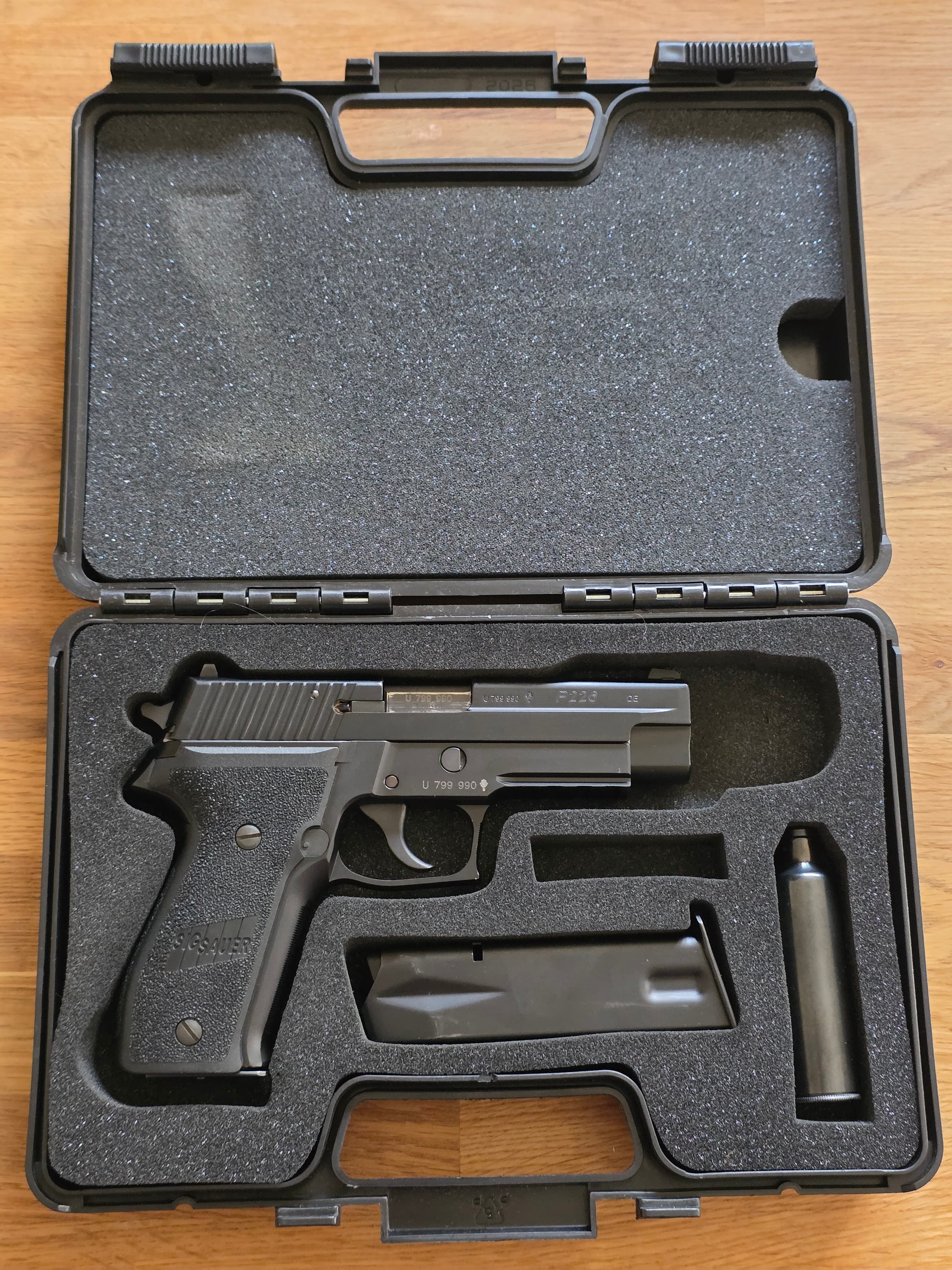 SIG Sauer P226 — Bild 2