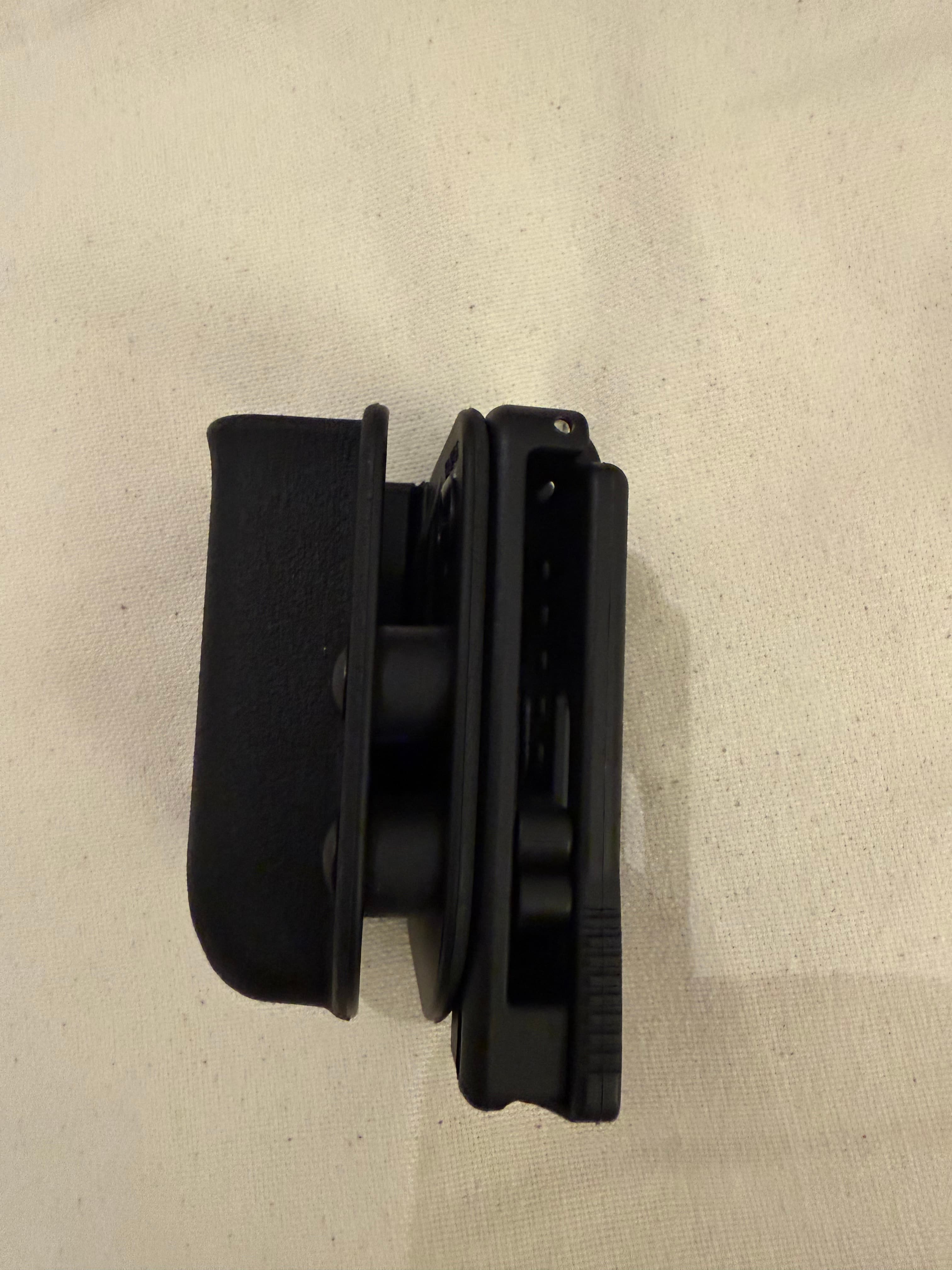 Bladetech Glock 10 - 45 magazine pouch, Magazintasche - 3 Stuck — Bild 2
