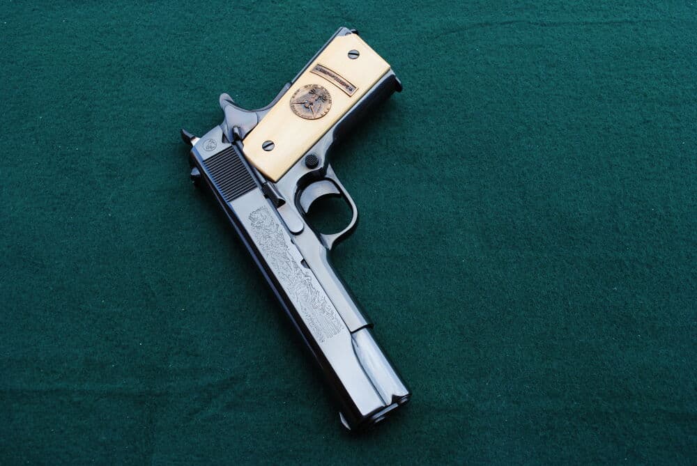 Colt 1911 Gedenkpistole — Bild 5